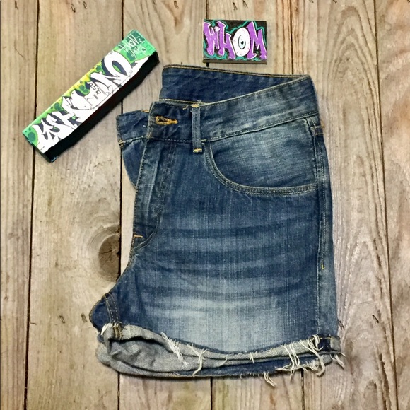 H&M Denim Shorts - Picture 4 of 8